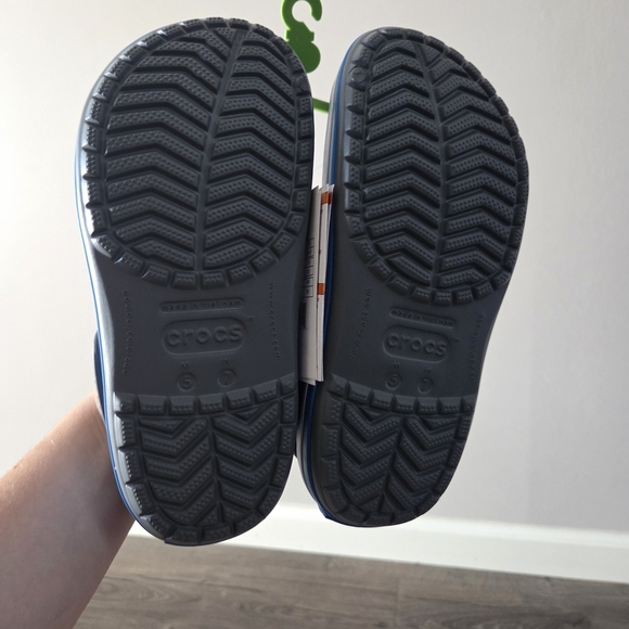 Crocs Clogs Size US M5 W7 NWT - Picture 2 of 7